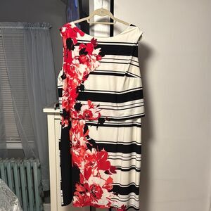 EUC Dress Barn Size 22 Black and White Cocktail Dress